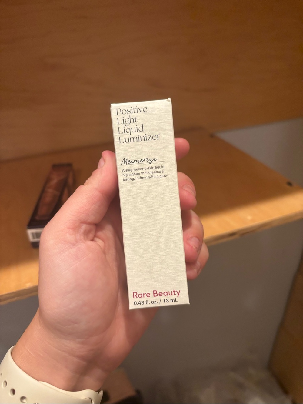 Rare Beauty Positive Light Liquid Luminizer - Mesmerize